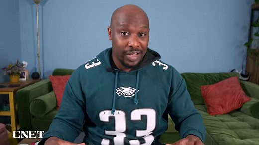 5.2K views · 27 reactions | We have a glowing admiration for Sony’s flagship headphones, but Bose has brought serious competition with its new QC Ultra Headphones. Will there be a new king of the roost? CNET's Jide Akinrinade finds out. | CNET | Facebook