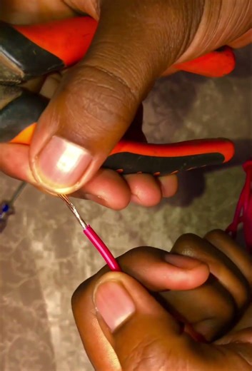 How to remove outer jacket with a normal plier without damaging inner conductor😉 #how #electrical