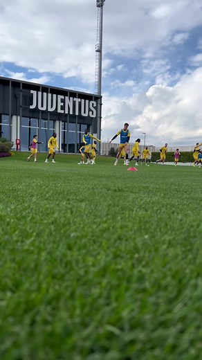 First training session of the week ✅ | Juventus
