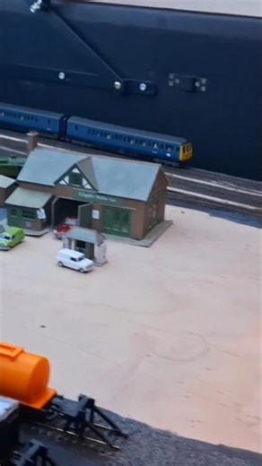 My class 117 #train #modeltrains