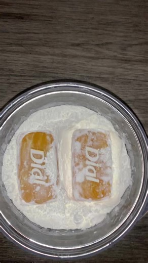 Squeaky ASMR: Comparing Sounds of Different Picks