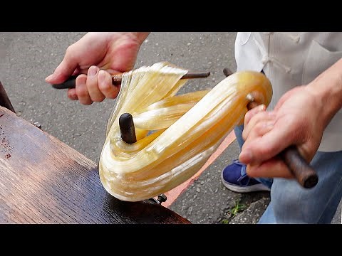 Amazing skills! The longest handmade pulled candy making show! / 古早味白糖蔥製作 - Taiwan street food