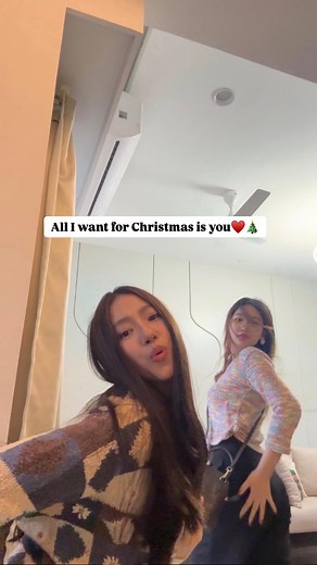 Chanchui Khayi on Instagram: "Chan to the San, San to the chan ✨ Merry Christmas! #bestietime #christmastime #lovemygirls"