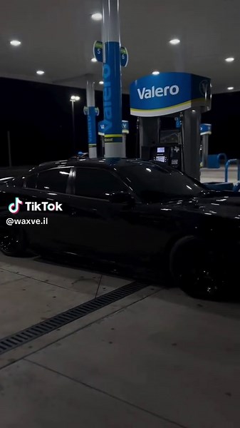 been posting drafts but here is the Dodge charger sitting #v8 #midnight #v8dodgecharger #charger