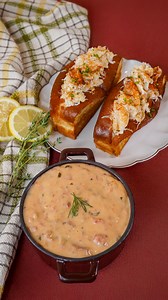 8 comments | Scrambling to figure out what to bring to your next holiday party? @goldbelly ships creamy, award-winning chowder (and seafood rolls) nationwide!  Get $20 off your first order with code: GOLDB3LLYIT. Share this with a friend that needs ideas this year! | Pike Place Chowder | Facebook