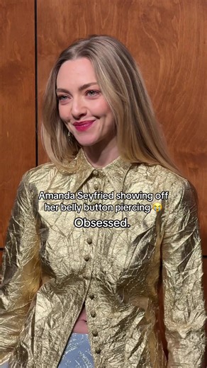 Amanda Seyfried's Surprise Belly Button Piercing Revealed
