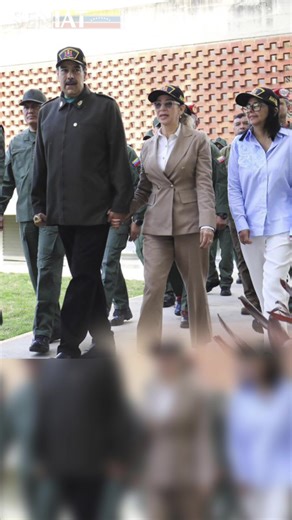 ¡VOLUNTAD QUE IMPULSA LA PROSPERIDAD DE LA NACIÓN! 🇻🇪❤️ Cumpliendo las instrucciones de la Presidenta Encargada, @DrodriguezVen, y siguiendo los lineamientos del Presidente de la República Bolivariana de Venezuela @NicolasMaduroMoros, bajo el liderazgo del Superintendente Nacional Aduanero y Tributario, José David Cabello Rondón, el SENIAT garantiza una administración transparente y firme, diseñada para el crecimiento de la Patria y dar cumplimiento a los objetivos trazados en la hoja de ruta 