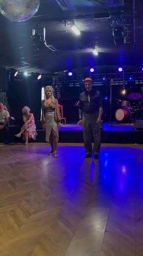 💫Sugarfoot Rag 💫 🌸Ella Fitzgerald🌸 🕺🏻💃🏻 @gilbert_drswing @cat.swing #studioswingcat #lindyhop #lindyhopmontpellier #rocknroll #danse #night #social | Swing Cat Dance School