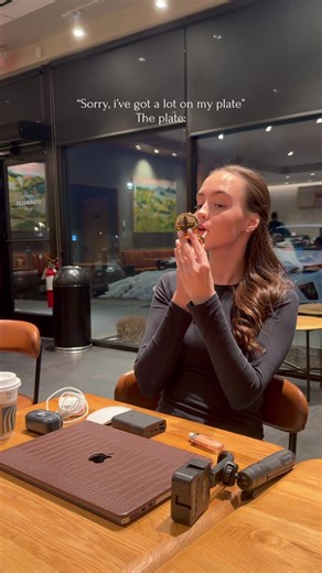 Mastering Professional Multitasking in Digital Work