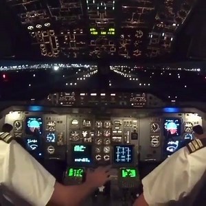 Have You Ever Been in a Cockpit During Takeoff? 🛫 | International Airline Pilots