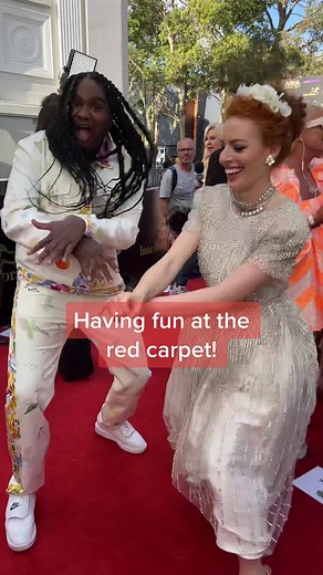 Emma Watkins Dances at ARIA Awards Red Carpet