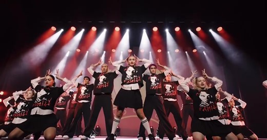 #royalfamilydancecrew #teeshasiale | royal family dance crew