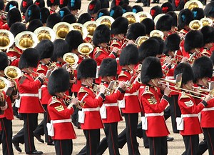 Videos: Queen Elizabeth broke 600-year tradition to play US anthem after 9/11