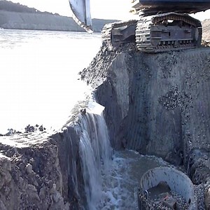 2.8M views · 3.6K reactions | Removing water from the crane Cr: Magical Nature | Magical Nature | Facebook