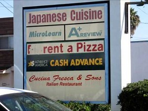 Microsoft Sam Looks at Signs and Hillarious Pictures for Thanksgiving