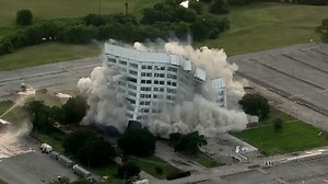 Texas office building demolished