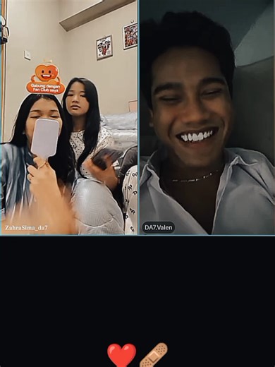 Yaallah akhirnya melepas rindu aaaaa aku nanggis banget kek bener2 ngga nyangka kaya mimpii terharu banget masyaallah aaaaaa trimakasih banyak tom and Jerry akuu@DA7.Valen @𝐙𝐚𝐡𝐫𝐚𝐒𝐢𝐦𝐚_𝐝𝐚𝟕 😭🙏 #zahrada7 #valenda7 #tomandjerry #da7indosiar