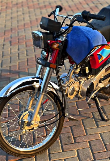 Discover the Honda 70: A Biker's Dream Ride