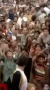 7.8K views · 105 reactions | ️ 55 años de Woodstock: conoce los entresijos del festival que cambió la HISTORIA. Escucha a los mayores expertos de la industria y a los que lo vivieron en persona en el pódcast de RockFM 'Woodstock: 50 años del festival que cambió el mundo' | RockFM | Facebook