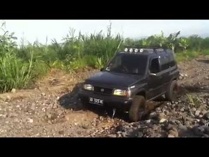 Video Daihatsu Terios ~ Daihatsu Terios vs Suzuki Vitara