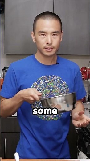 Secret to perfectly clear beef broth revealed! Stop boiling scum!