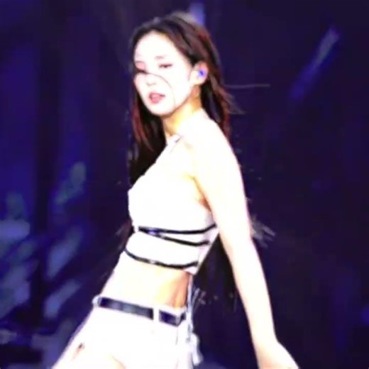 Jennie Queen edit (Blackpink)Gabriela edit