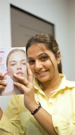 Bhümï Ś🪬 on Instagram: "AG 4-In-1 Electric Rose Quartz Face Roller - Rose Gold https://www.amazon.in/dp/B0BVRGFSP4 🛒 Get your now from @amazonhomeindia #EveryDayExpert #AGARO #inkrevenue thoda interesting caption dalne ko bolna uske according."