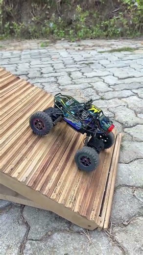 Power Climbing 5 Ta Remote Control Car! 🚨🚗