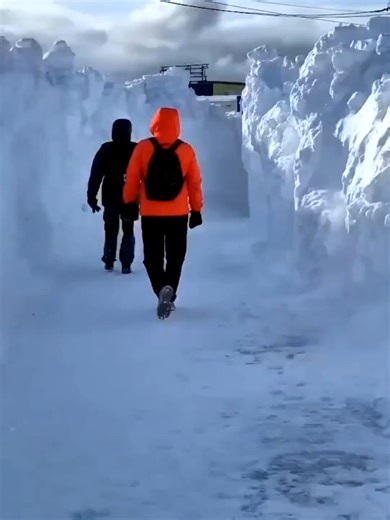 Stunning Snowfall Transforming Russia into a Winter Wonderland