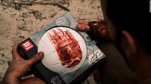Subastan a Wilson, la pelota de voleibol de la película Cast Away - CNN Video