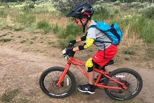 Camelbak Mini MULE - Kids Hydration Pack Review