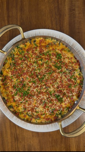 37K views · 53 reactions | Pepperoni Spinach Artichoke Dip Made using @getsauz new paprika Alfredo sauce Full recipe will be in the description by 12pm EST #food #foodie #foodie #recipe #recipes #delicious #spinachartichokedip #dip #appetizer #appetizers | Chef Alex Trim | Facebook