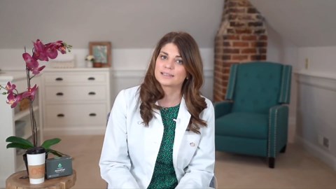 TearRestore Tea Tree HylaWipe Eyelid Wipes - 30 Count | Hydrating Eye Lid Cleanser | Blepharitis Treatment for Eyelids | Eye Lid Cleansing Wipes | Eyes Wipe for Dry, Red, Itchy, And Irritated Eyes