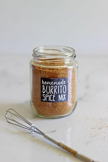 Homemade Burrito Spice Mix (with free printable labels)