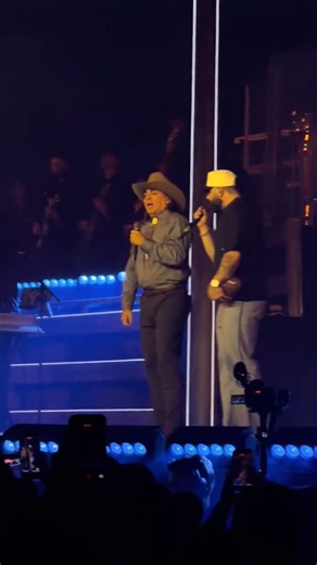 Yo Quería - Carin León, Cristian Castro [En Vivo Las Vegas 2026]
