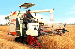 " MULTI-CROP HARVESTER " The Harvesting Revolution Starts Here. Live in Action. | Fieldking Farm Equipment