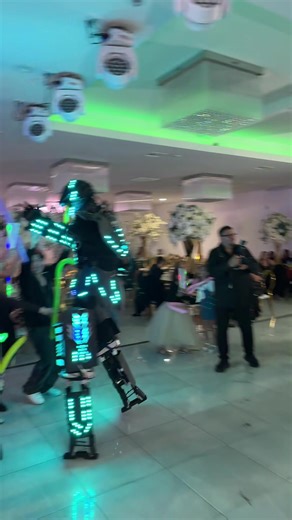 Celebrating a Quinceañera with Robot LED Technology
