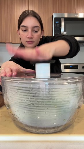 Kitchen Cooking Techniques: Preparing Fresh Ingredients