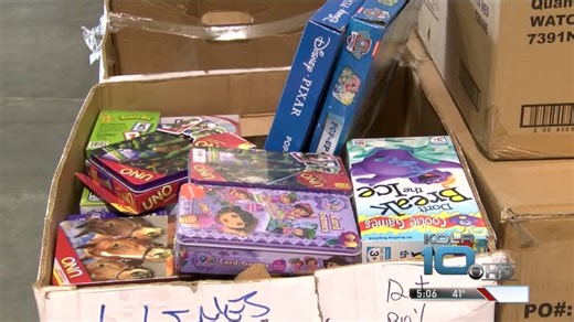 Crosslines distributing toys and food to Springfield families
