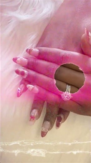Pink Aura Almond Set 💕✨