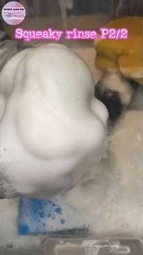 ASMR 🧽Squeaky rinsing and trying to squeeze out everything🧽💦 #shorts #asmrsponge #sponge #spongeasmr