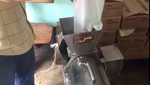 157K views · 424 reactions | Good day! Check out the demo video of our Coconut Milk Extracting Machine. This machine is mainly used for squeezing milk from coconut meat (for cocojam production, gata-making, and the like). Unit price and package deals are available upon request. Feel free to message us for more details! Thank you! More demo videos to come!  Please like and share!  | Buy N Earn Food Equipment | Facebook