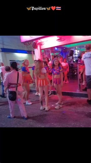 Exploring Nightlife on Soi 6 in Pattaya, Thailand