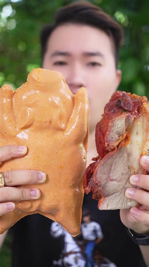 So sánh heo quay chay và mặn: review ăn mukbang heo quay