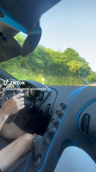 Bugatti Chiron Super Sport 300 Sound