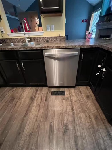 Michael Payne on Instagram: "🙏 End of the week THANK YOU! 🙏 We just want to take a moment to thank everyone who trusted us with their home or business this week. We’ve been slammed, and we are truly grateful for the support! This week we knocked out: 🔥 Water heater replacements 🚽 Sewage ejector pump installation 🕳️ Septic line replacement 💧 Busted water line repair 🚰 Faucet, dishwasher & kitchen sink installs 🏗️ Commercial rough-in — passed inspection ✅ 🚾 Toilet replacements ⚙️ PRV repl