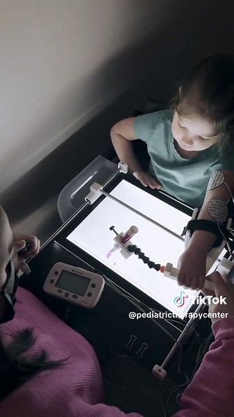 💚 Did you know that Cerebral Palsy (CP) can impact vision? Specifically with how the brain processes and interprets incoming visual information. This is often referred to as Cortical Visual Impairment (CVI). 💚 Did you know that 75% of children with CP have spastic muscles impacting development and their ability to participate in play & learning routines? 💚 Did you ALSO know that there are INCREDIBLE tools and therapeutic interventions out there to target all of this?!? OUR PTs, OTs, & Speech 