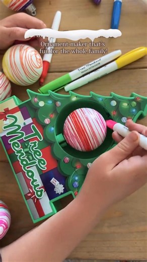  Ornament maker that’s fun for the whole family! This viral ornament maker is so entertaining! Have fun with the family while making ornaments for the Christmas tree! These also make great keepsakes! ⭐️ My kids thought this was so fun! And so did I… | Organismt | Facebook