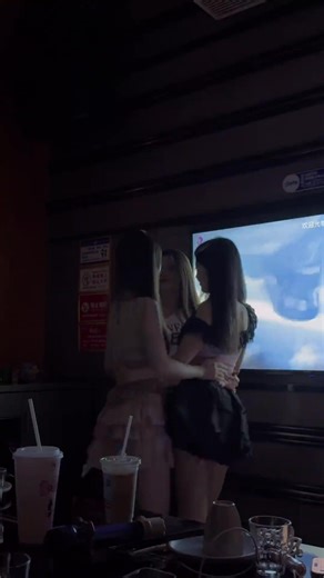 Had such a fun and happy time at a Shanghai KTV! | China Nightlife