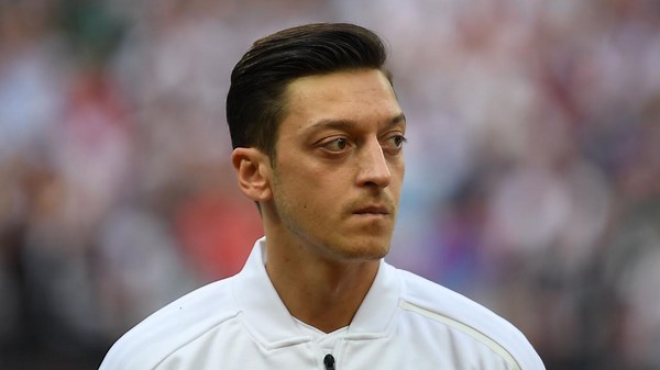 Per Mertesacker zum Fall Mesut Özil: "Es gibt keine Gewinner"